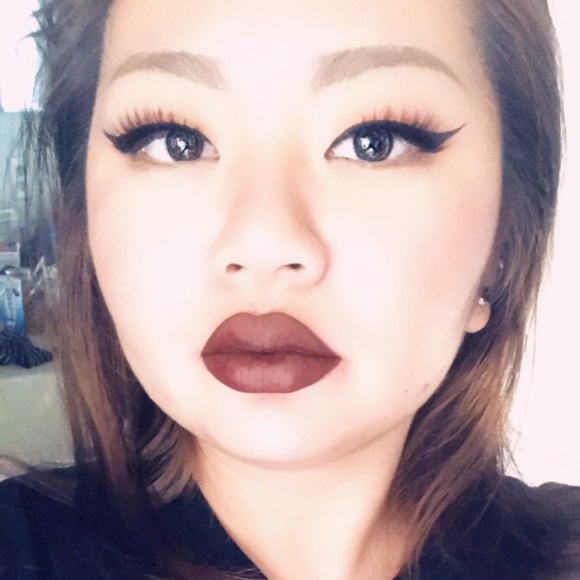 COPY - Meet your Posher, Shelly - Picture 1 of 1